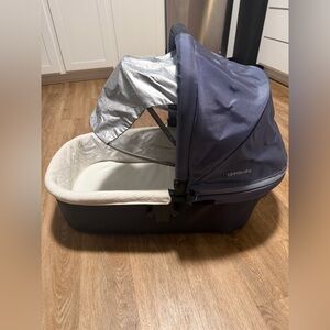 UPPABABY Navy Blue Bassinet with Silver Canopy